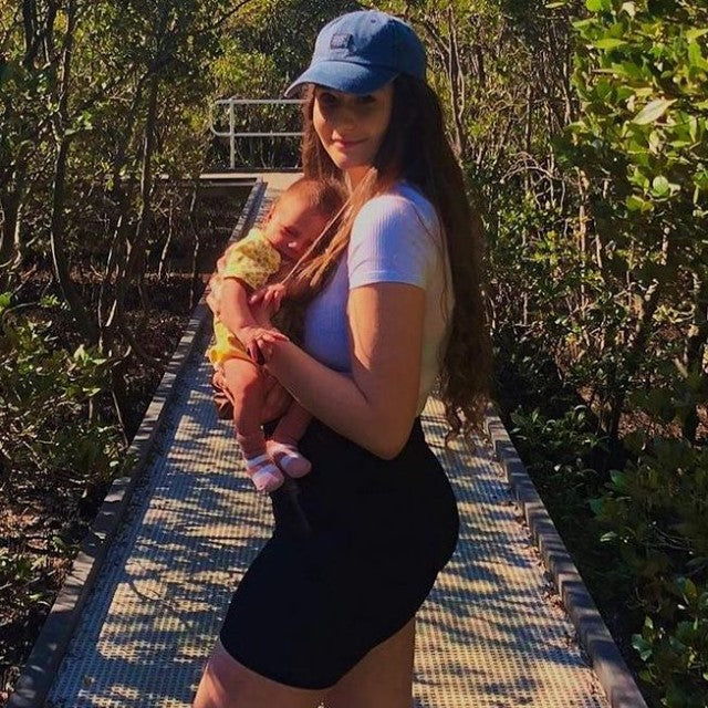 Leggings that scream yes mama louder than your cravings