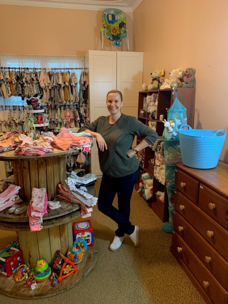 Australian women’s activewear brand Emamaco joins with Pregnancy Assistance Bunbury to help them continue to support pregnant women and mums in-need with donations of pre-loved maternity clothing.