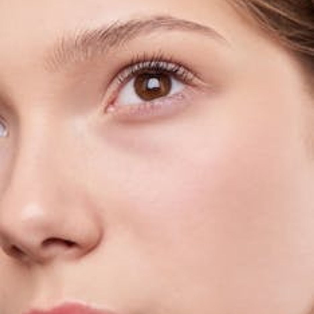 Revolutionize Your Postpartum Wardrobe: The Innovative Nursing Crop Every New Mom Needs!