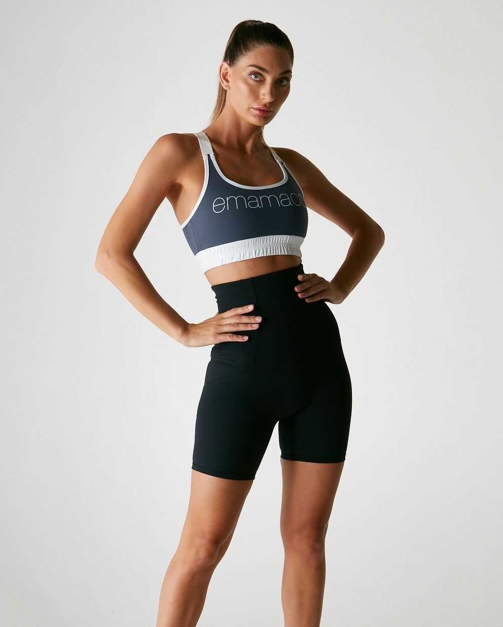 3/4 Shaper Move Leggings + Taschen - Schwarz | Bauch kaschierend ABVERKAUF