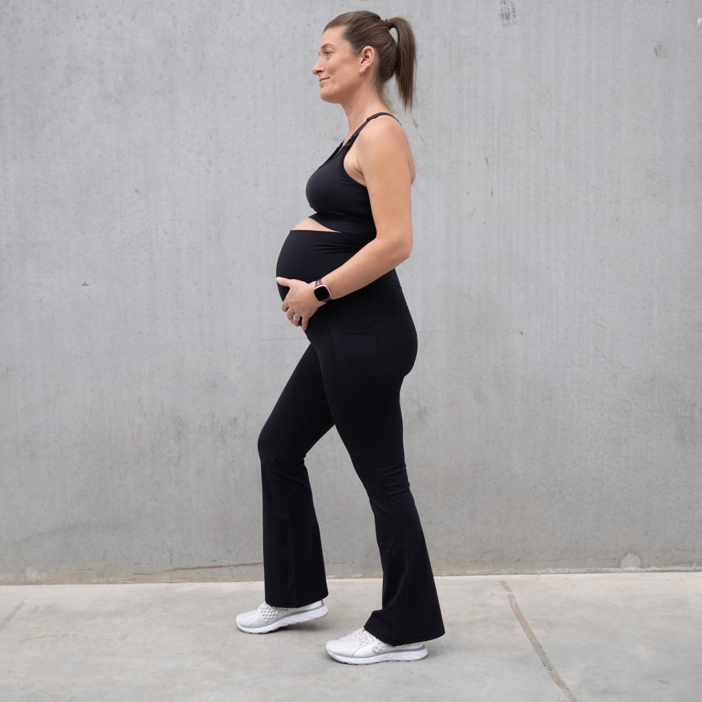 Emama Maternity Leggings Full Length + Pockets - Black flares - FINAL SALE ONLY